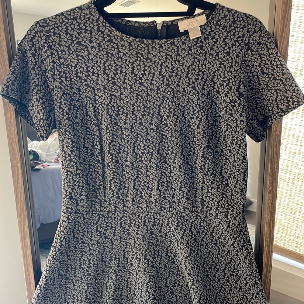 Gray and black short sleeve Loft Outlet dress
